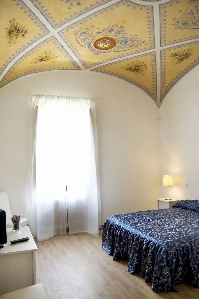**  Relais La Corte Dei Cavalieri Bed & Breakfast Siena Italy
